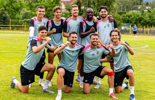 Pleacă de la CFR Cluj?! » Fotbalistul e așteptat să revină doar pentru a fi vândut sau dat afară