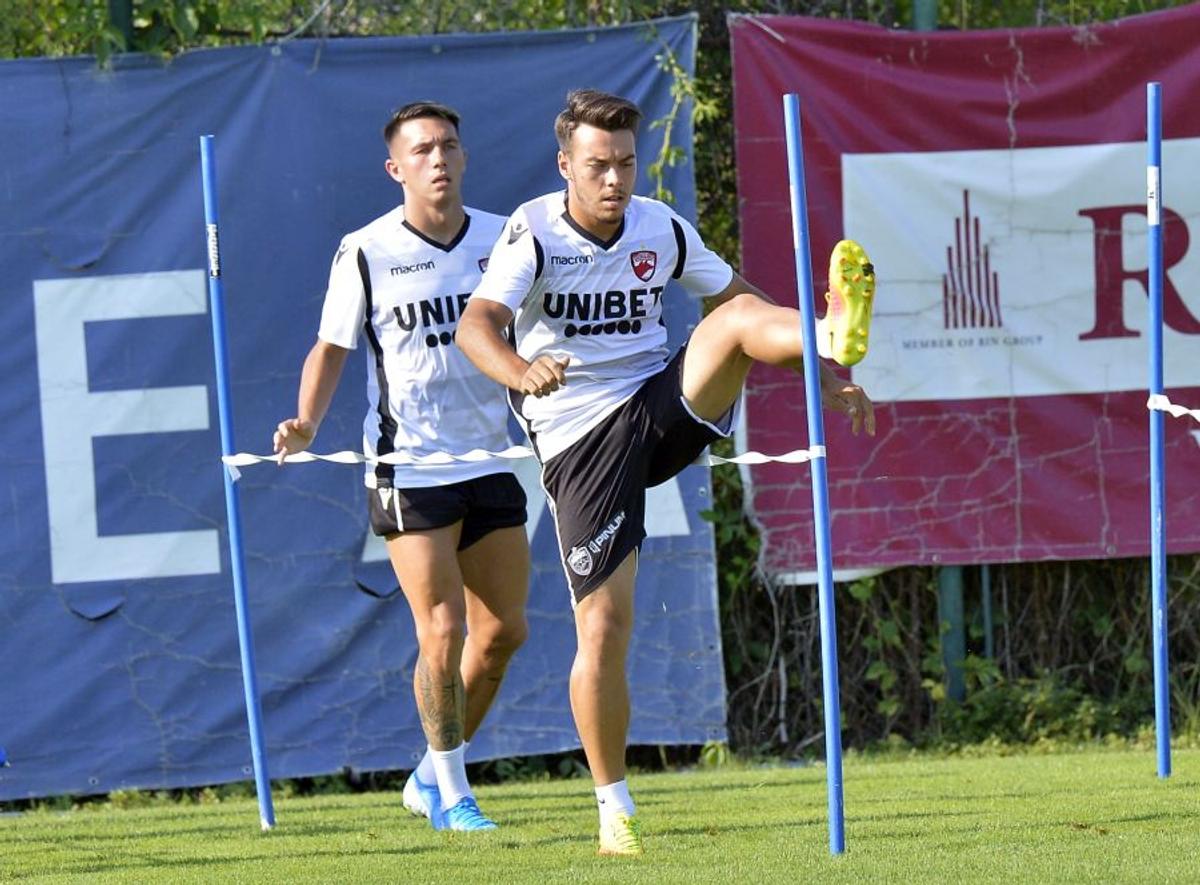 Antrenament și conferință Dinamo