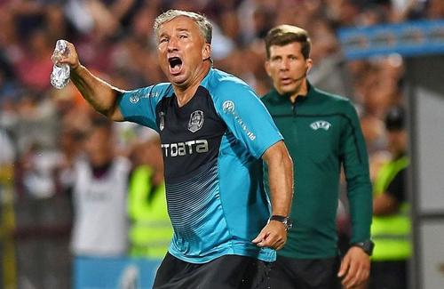 Dan Petrescu a câștigat de 3 ori consecutiv titlul cu CFR Cluj