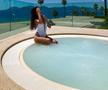 GALERIE FOTO Ea e BOMBA sexy pentru care Adi Popa a divorțat! Imagini incendiare din vacanță, de pe o insulă pustie