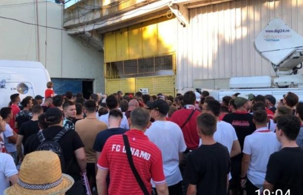 Scandal la Chindia - Dinamo! PCH acuză: „E bătaie de joc ce ne-ați făcut, veți plăti!” » Reacția clubului gazdă pentru GSP