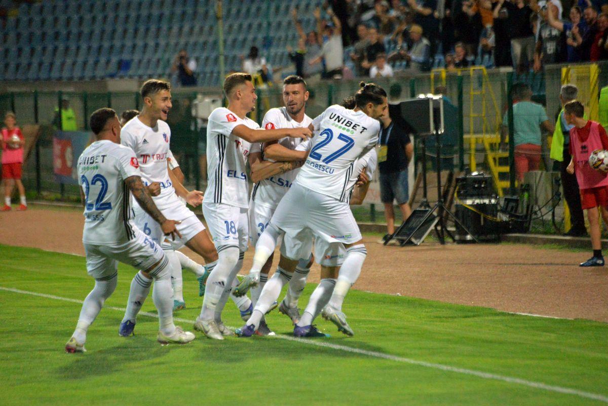 Clasament încins în Liga 1, după FC Botoșani - Farul » Primele 5 echipe, despărțite de un punct!