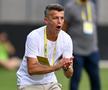 Răsturnare de situație la Dinamo: Burcă i-a spus că nu mai contează pe el, dar poate continua la echipă