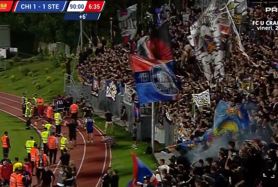 Bucuria suporterilor steliști, după golul lui Chipirliu / Captură Prima Sport Ce descătușare! Golul lui Chipirliu a declanșat „nebunia” la Târgoviște: Daniel Oprița nu s-a mai abținut și a mers spre fanii adverși