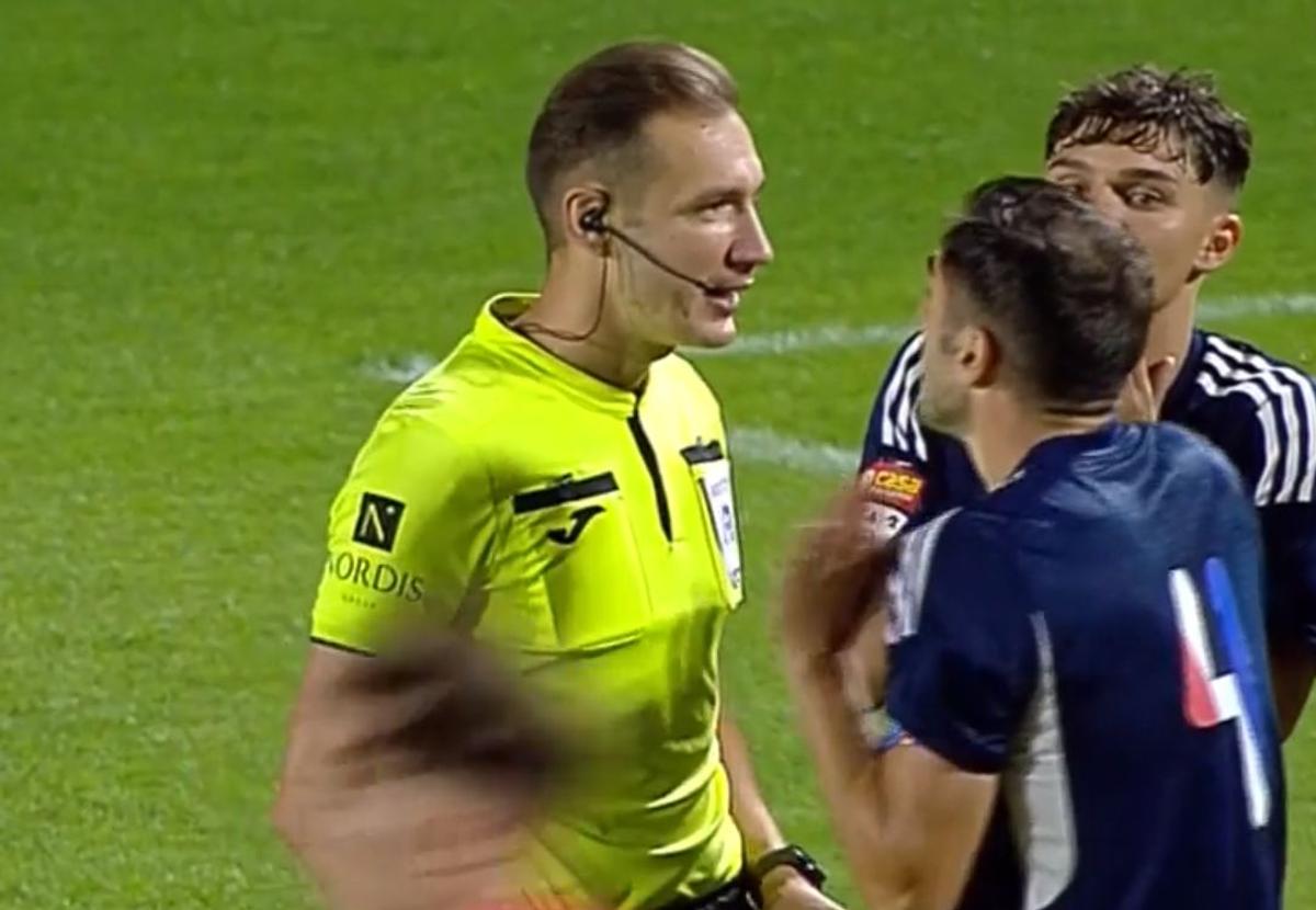 Penalty incredibil dictat în Chindia - CSA Steaua
