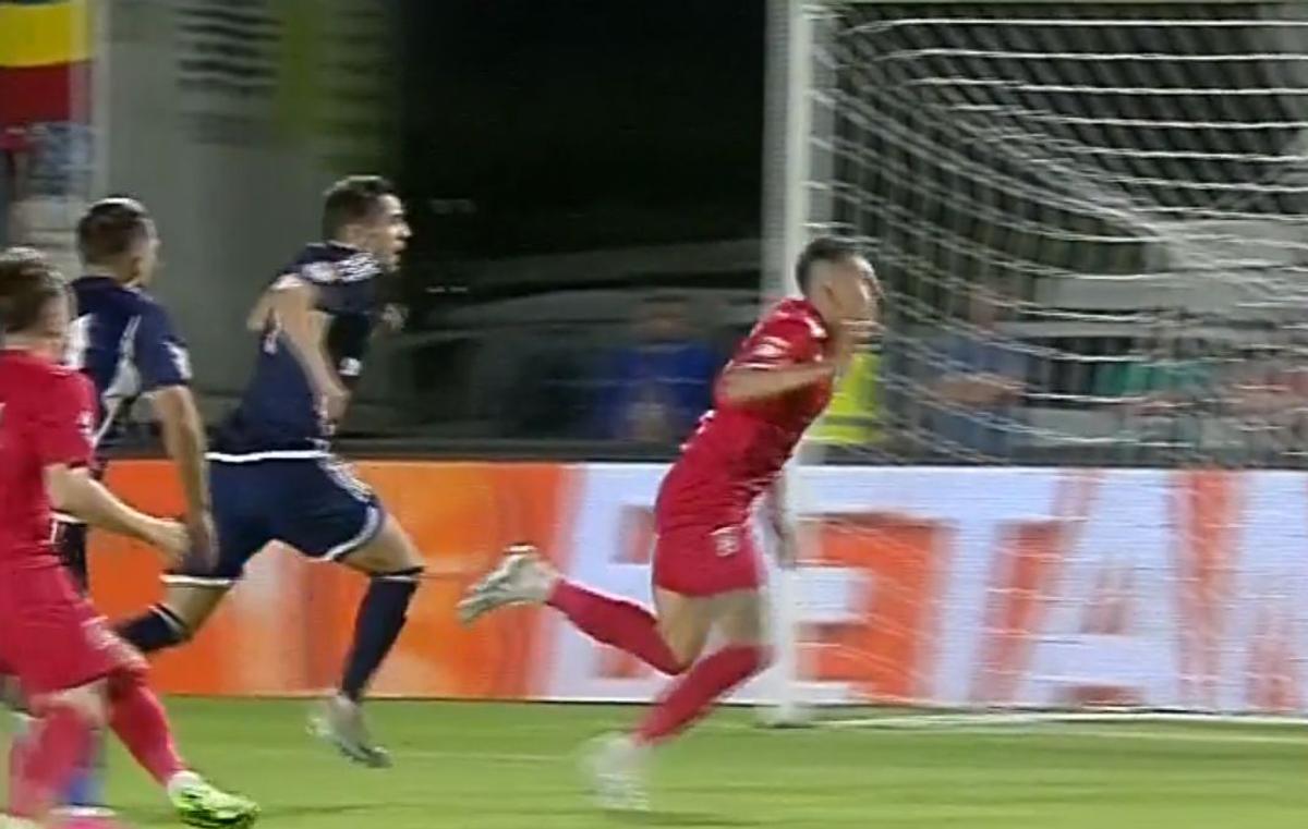 Penalty incredibil dictat în Chindia - CSA Steaua