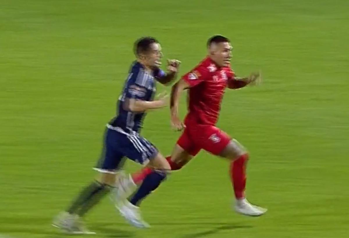 Penalty incredibil dictat în Chindia - CSA Steaua