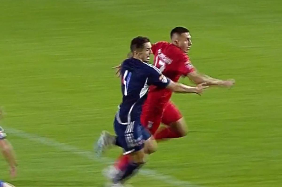 Penalty incredibil dictat în Chindia - CSA Steaua
