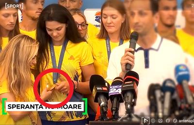 Imaginile care au trecut neobservate, în timp ce Covaliu vorbea! » Ce s-a văzut pe transmisiunea live de la aeroport: „Pot să mă uit?”