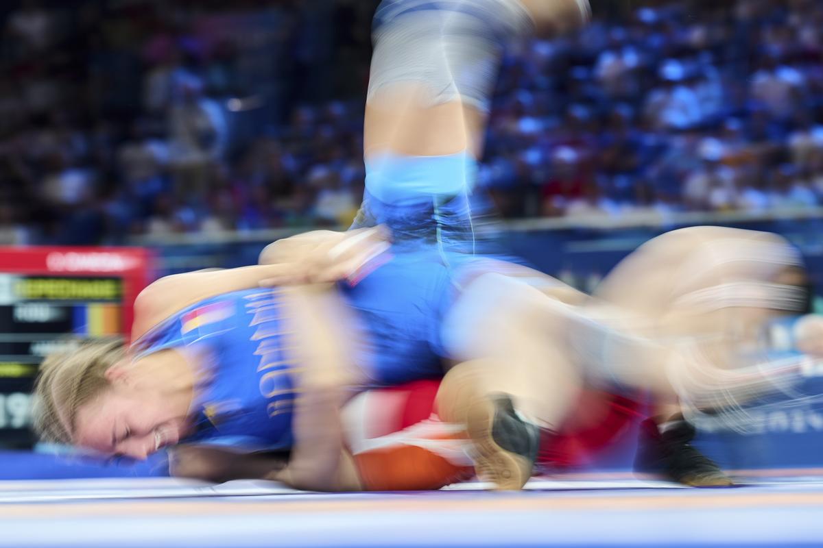 Incredibil: a concurat cu ruptură de menisc suferită în urmă cu o săptămână! » Andreea Ana, învinsă în recalificările categoriei 53 kg