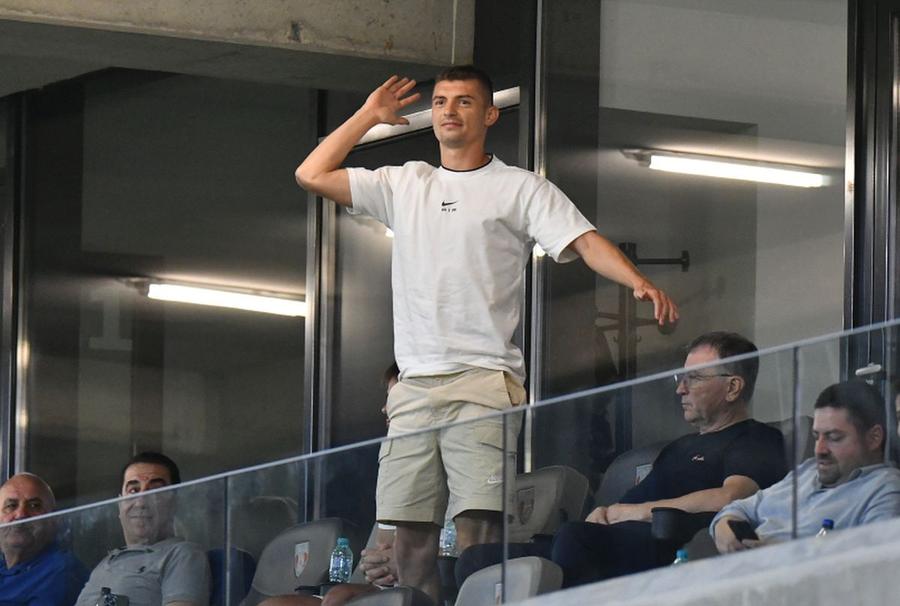 Florin Tănase Blestemul tricoului 7 la FCSB » Decizia de ultima oră luată de Florin Tănase și dezastrul provocat de numărul pe care Marius Lăcătuș l-a făcut unic