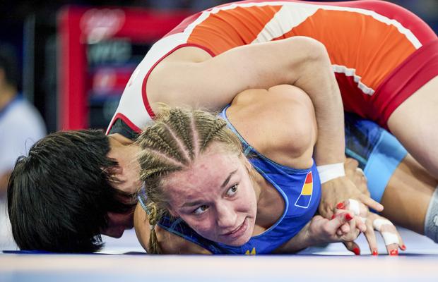 Incredibil: a concurat cu ruptură de menisc suferită în urmă cu o săptămână! » Andreea Ana, învinsă în recalificările categoriei 53 kg