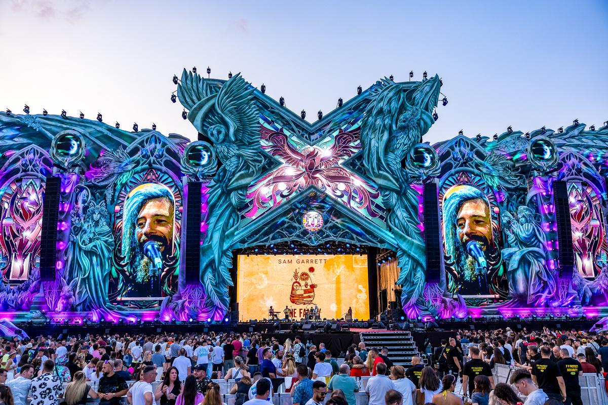 Cum arată Cluj Arena, stadion transformat total pentru Untold Festival