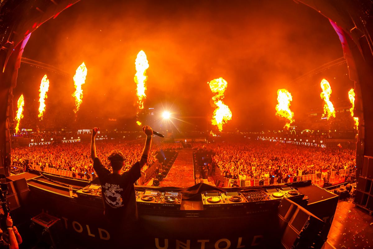 Untold a transformat Cluj Arena! Imagini spectaculoase din prima zi a festivalului