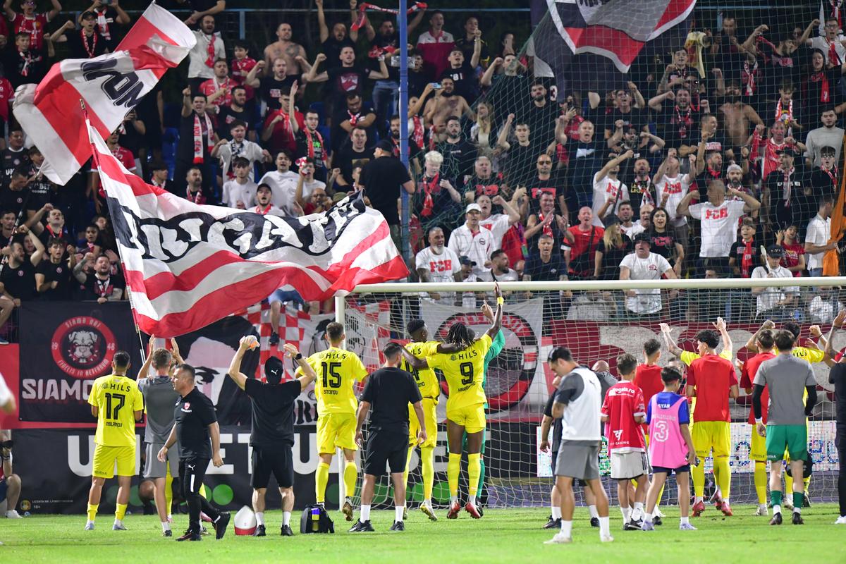 Metaloglobus - Dinamo, etapa 5 din Superliga