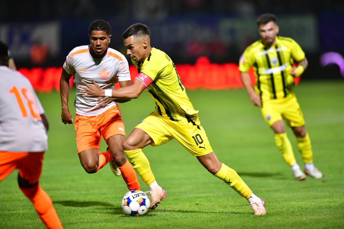 Metaloglobus - Dinamo, etapa 5 din Superliga
