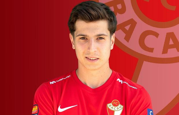 Transferuri „babane” la FC Bacău: au adus mijlocașul crescut de FCSB și fundașul cu 31 de meciuri în Superligă
