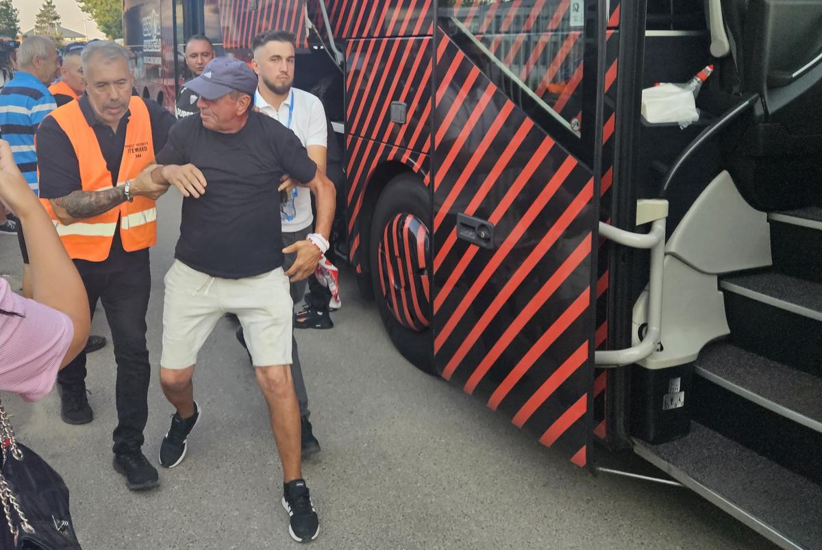 Incident înainte de Metaloglobus - Dinamo