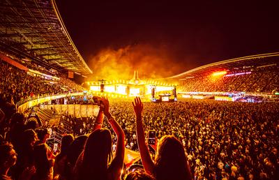 Cluj Arena s-a transformat în cea de-a doua zi de Untold! 130.000 de oameni au fost la show-ul Zara Larsson