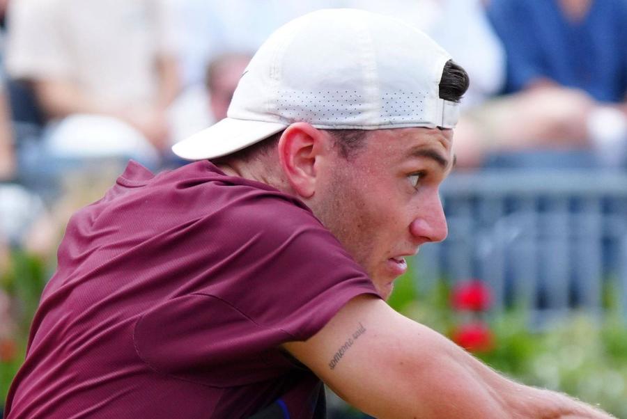 Jack Draper și tatuajul „someone said” Foto: Imago Images Semnificația tatuajelor unor jucători din circuitul ATP și cine este împotriva acestora: „Nu mi-aș desena niciodată ceva pe corp”