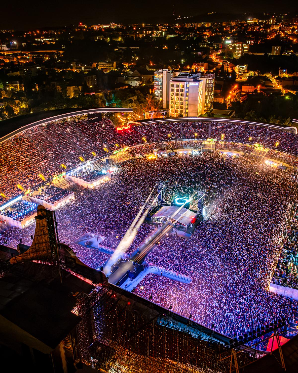 Cluj Arena s-a transformat în cea de-a doua zi de Untold! 130.000 de oameni au fost la show-ul Zara Larsson