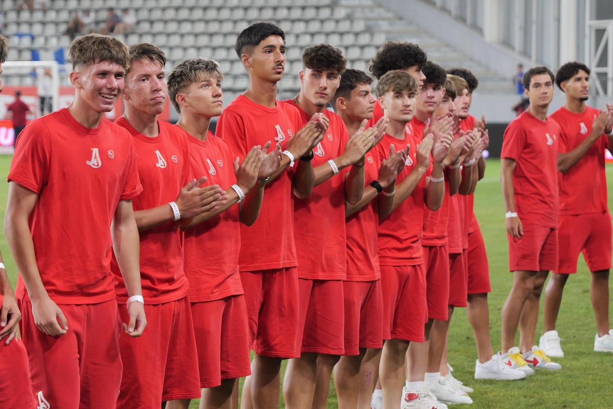 Dinamo 2 la meciul Dinamo - FC Voluntari // foto: Andrei Furnigă (GSP.ro)