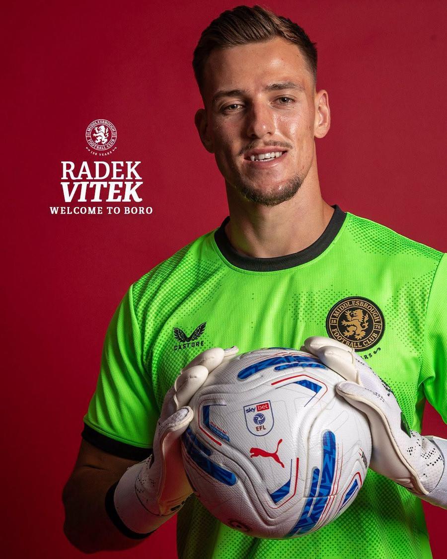 Radek Vitek, prezentat oficial la Middlesbrough // foto: facebook @Middlesbrough FC Transfer record pentru portarul lui Manchester United » Cel mai scump din istoria ligii
