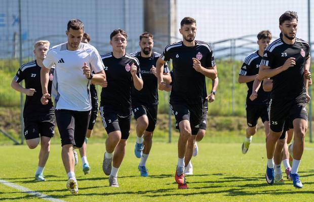 Aprinde duelul cu FCSB » Mesaj puternic înaintea meciului de luni seară: „Să fim agresivi, să jucăm cu personalitate!”