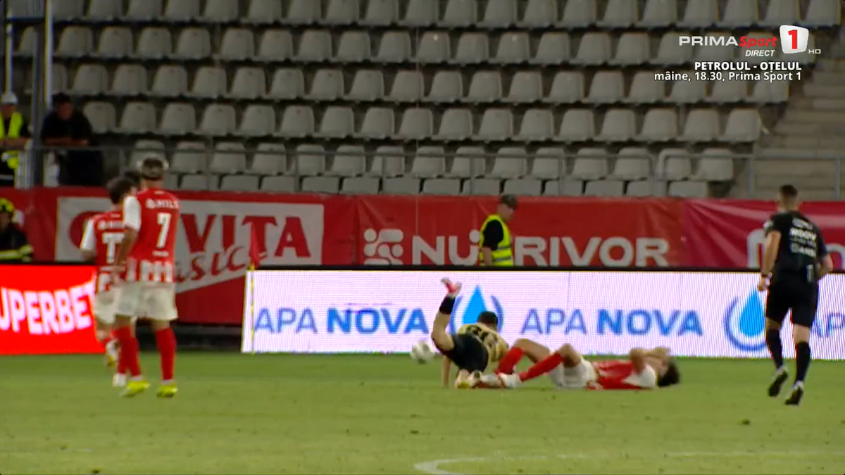 Panică în Dinamo - FC Voluntari! S-a prăbușit pe teren și a fost nevoie de intervenția ambulanței