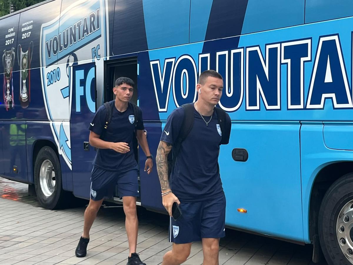 Dinamo - Voluntari, imagini înaintea partidei de pe stadionul Arcul de Triumf