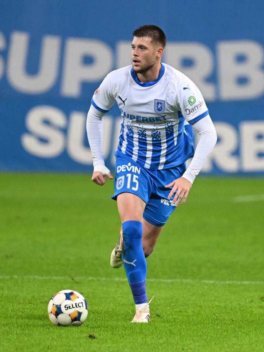 Universitatea Craiova s-a despărțit de Juraj Badelj // foto: facebook Universitatea Craiova Universitatea Craiova a anunțat despărțirea de un nou jucător: unde va evolua campionul României