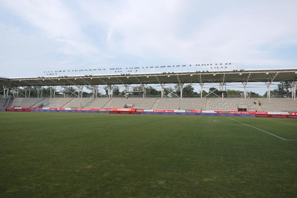 Dinamo - Voluntari, imagini înaintea partidei de pe stadionul Arcul de Triumf