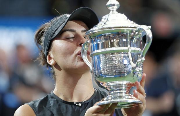 BIANCA ANDREESCU - SERENA WILLIAMS 6-3, 7-5 // Andreescu, direct în top 10 adolescente care s-au impus la un Grand Slam! Când Serena câștiga US Open, Bianca era „pe drum” :)