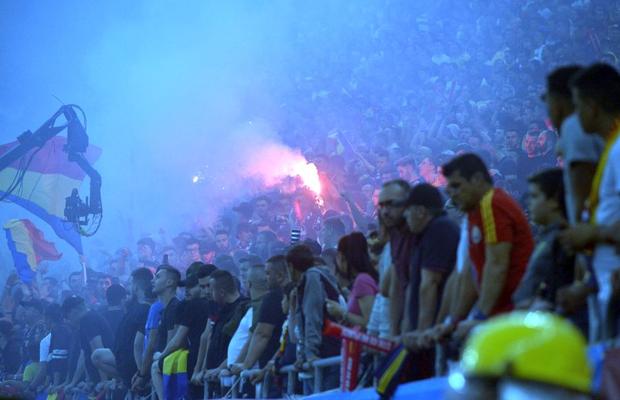 ROMÂNIA - MALTA // Ultrașii au comis-o și la Ploiești! I-au scos din minți pe oficialii FRF cu vulgarități și scandări XENOFOBE la adresa Ungariei