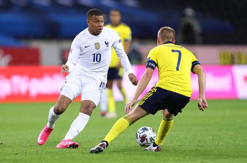 Kylian Mbappe are coronavirus //FOTO: Guliver/GettyImages