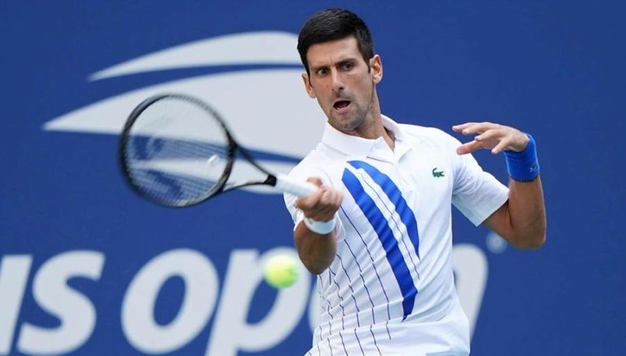Novak Djokovic în timpul meciului din „optimi” Foto Darren Carroll/USTA Decizie sub lupă >> De la gafă greu de prevăzut la nivelul său la lanț de momente nefericite, descalificarea lui Djokovic e justificată