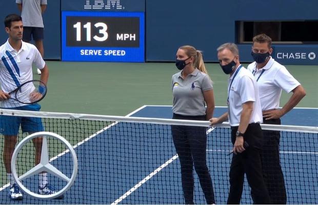 Decizie sub lupă >> De la gafă greu de prevăzut la nivelul său la lanț de momente nefericite, descalificarea lui Djokovic e justificată