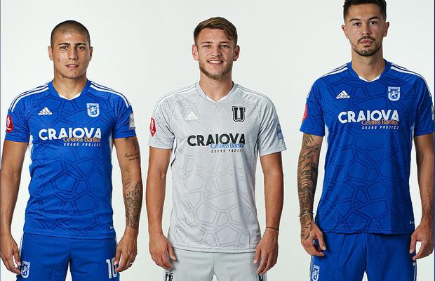 FCU Craiova și-a prezentat noile echipamente » Cum arată tricourile de joc