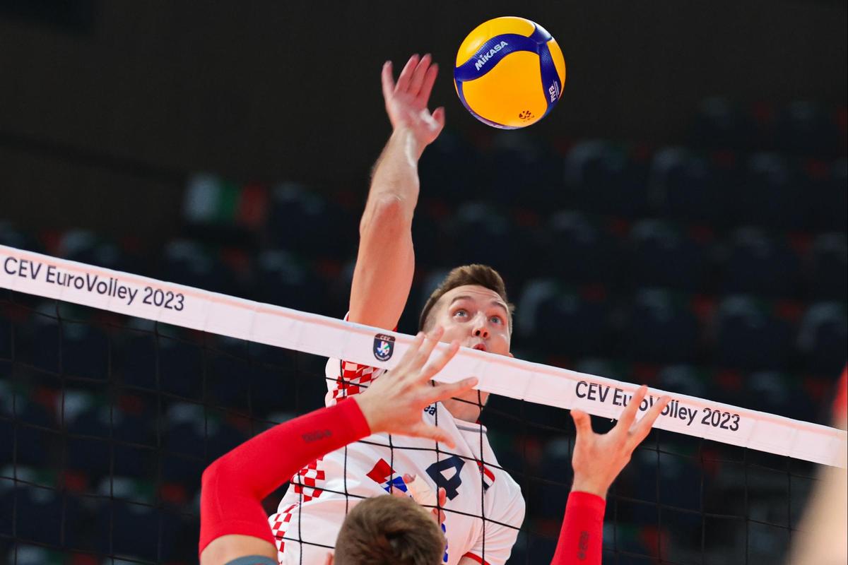 România și-a aflat adversara din sferturile Campionatului European de volei masculin! Când se joacă meciul
