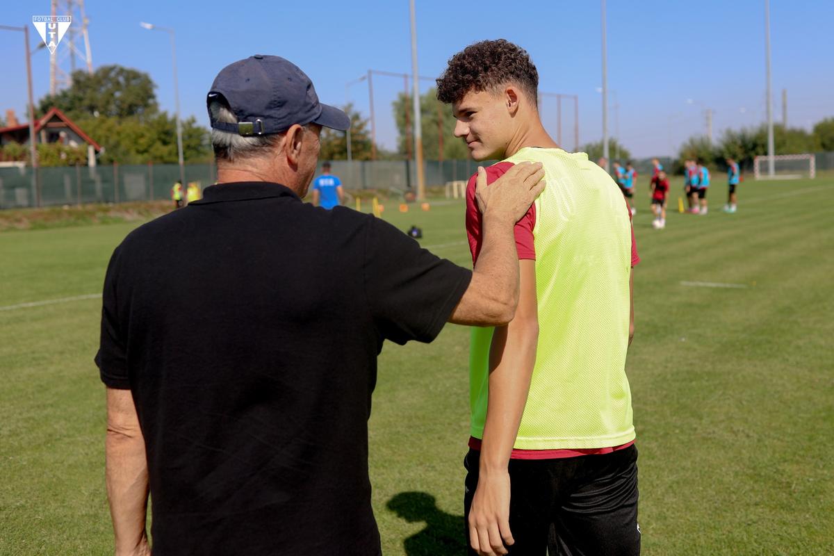 Mircea Rednic, primul antrenament după infarctul suferit la meciul cu FCSB