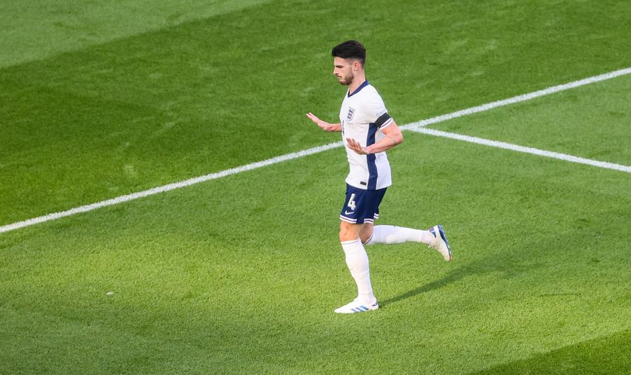 Declan Rice nu a celebrat golul contra Irlandei / Foto: Imago „Șerpii s-au întors!” » Declan Rice și Jack Grealish, fluierați copios de fanii irlandezi