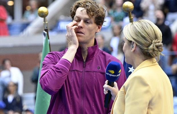 Jannik Sinner, în lacrimi după titlul de la US Open » Discurs emoționant: „Nu știu cât de mult o voi mai avea în viața mea”