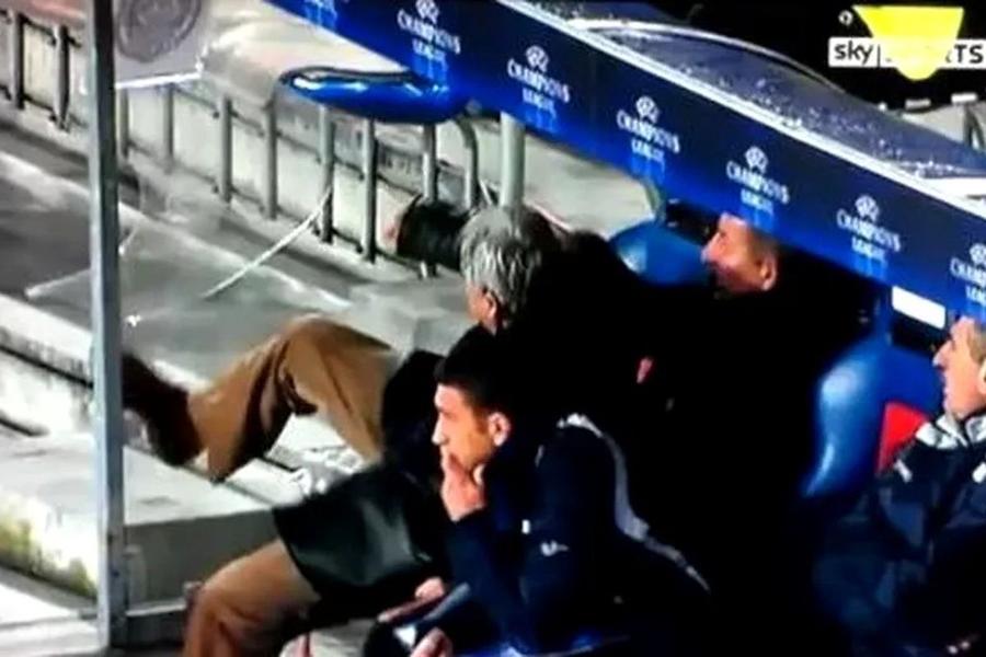 Sorin Cârțu a spart geamul la meciul FC Basel - CFR Cluj 1-0 din 2010 Ce a fost asta? Imagini șocante cu Mirel Rădoi, într-un acces de FURIE și un nou gest violent