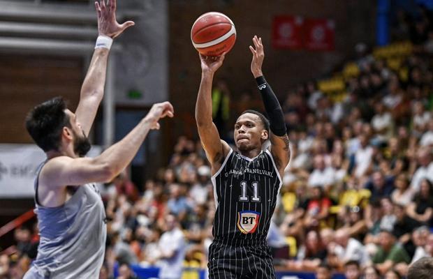 U-BT Cluj-Napoca, start reușit al presezonului, în ciuda unor probleme mari de lot » Victorie cu AEK Atena după un coș în ultima secundă