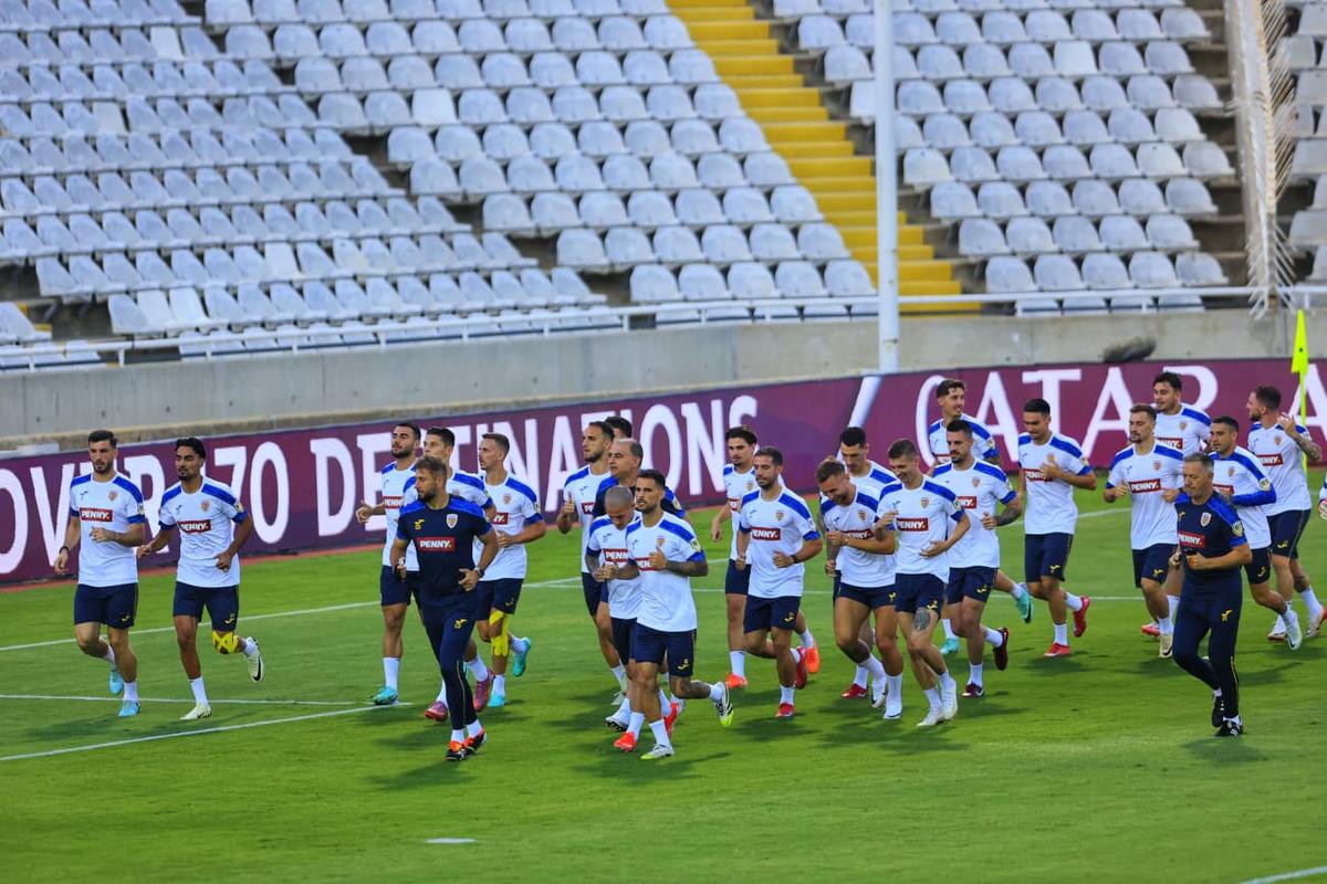 Mircea Lucescu pregătește o echipă de start total neașteptată pentru meciul cu Cipru » Din nou, fără jucători de la FCSB în primul „11”