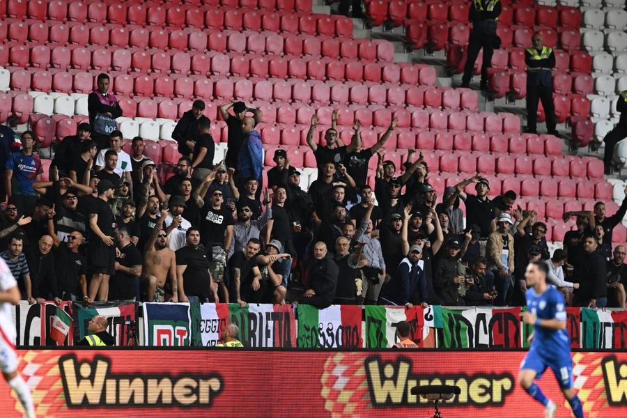 Fanii italieni boicotând imnul adversarilor din Israel la meciul din ultimele preliminarii pentru CM 2026 UEFA, decizie în cazul Israelului! Ar urma să intre în vigoare de la vară