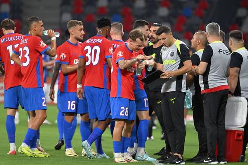 Mihai Pintilii (40 de ani), antrenorul secund de la FCSB, are mare încredere în calitățile fundașului dreapta Ionuț Cercel (18 ani).