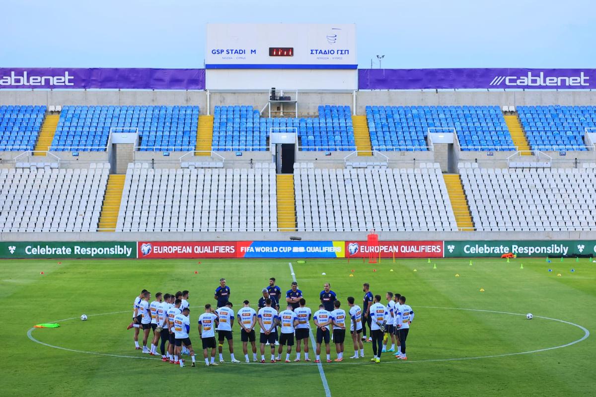 Mircea Lucescu pregătește o echipă de start total neașteptată pentru meciul cu Cipru » Din nou, fără jucători de la FCSB în primul „11”