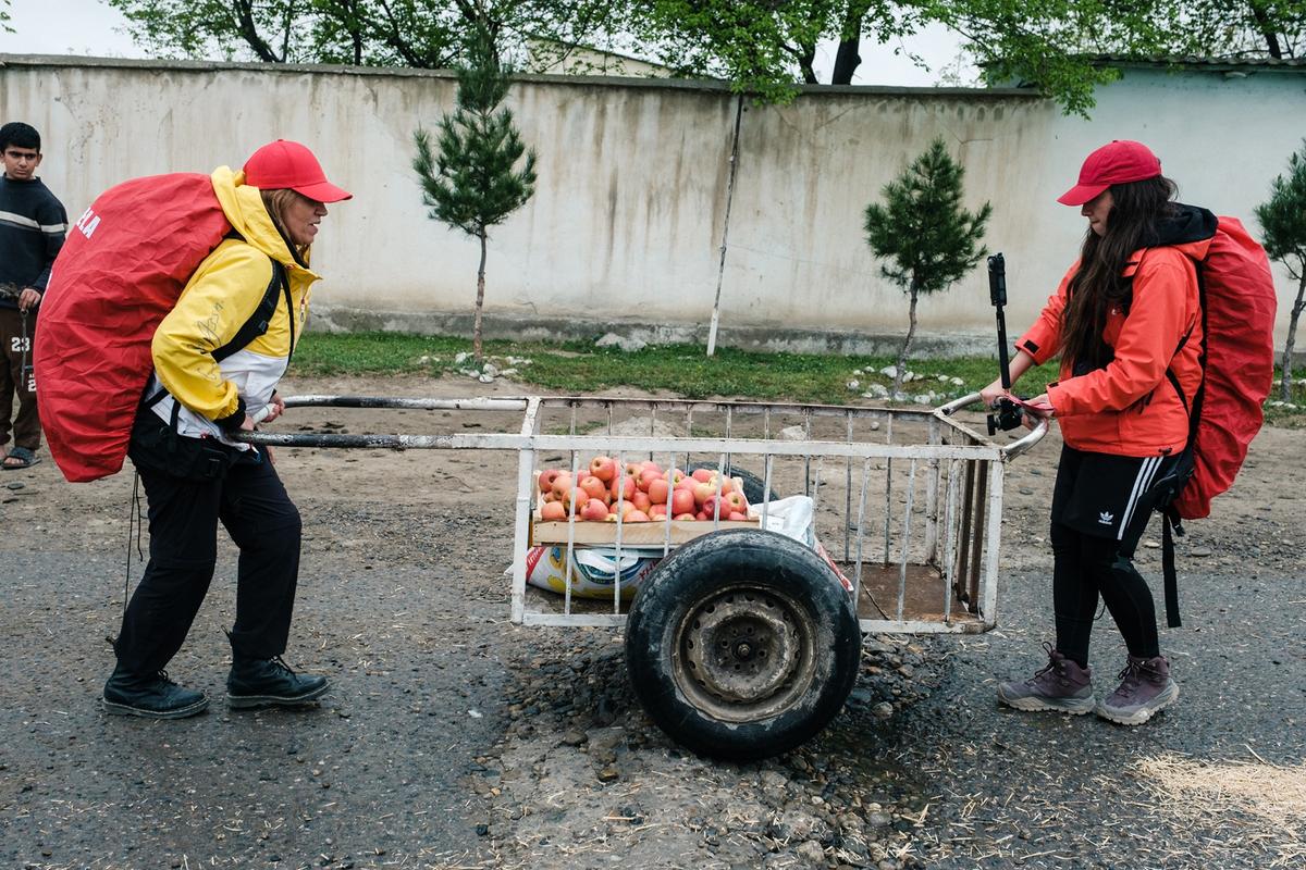 De la Raliul Dakar, la Asia Express: „Te costă 500.000 de euro, dar să dormi la cort!”