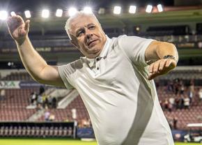 Marius Șumudică a primit 10 achiziții în ultima zi de mercato